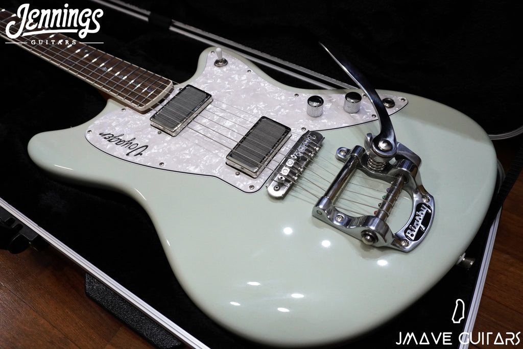 Jennings Guitars Voyager Standard in Pearl Green (4495370322018)