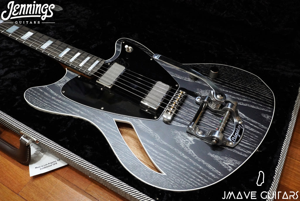 Jennings Guitars Voyager Deluxe Black Doghair (4481452408930)