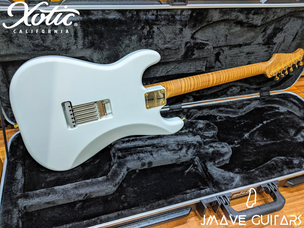 Xotic Guitars XSC-1 Olympic White Master-Grade Roasted Flame Maple Neck (4335182512226)